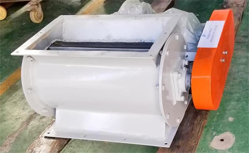 wood hammer mill air lock